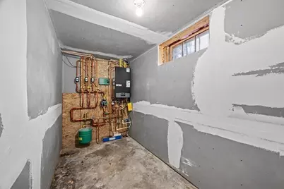 15 Eden St, Framingham, MA 01702 - Photo 31