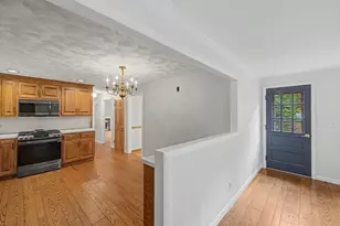 10 Raymond Dr, Wilbraham, MA 01095 - Photo 11