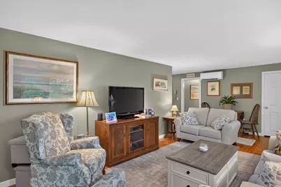 7 Bent Bluff Ln, Yarmouth, MA 02675 - Photo 17