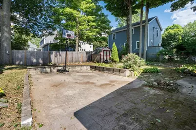 71 Temple St, Boston, MA 02132 - Photo 19