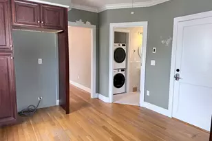 20 Salem St, Haverhill, MA 01835 - Photo 7