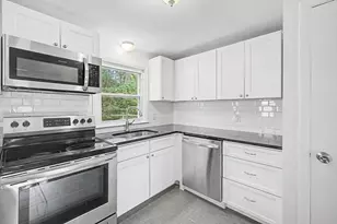 9 Moss Rd, Springfield, MA 01119 - Photo 11
