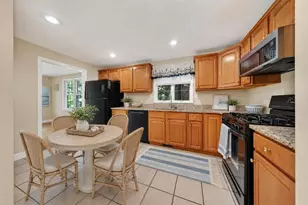 168 North St, Weymouth, MA 02191 - Photo 5