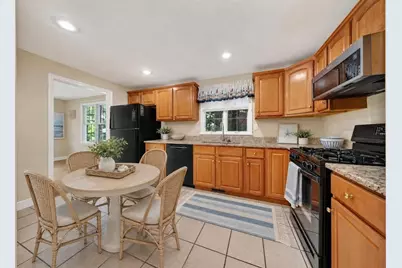 168 North St #4, Weymouth, MA 02191 - Photo 5