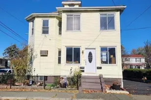 51 Davis St, Revere, MA 02151 - Photo 17