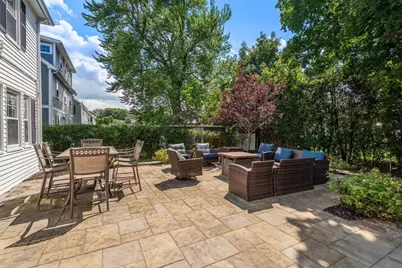 122 Lincoln Rd, Medford, MA 02155 - Photo 31