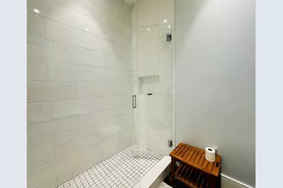 4 Knowles St #4, Newton, MA 02459 - Photo 17