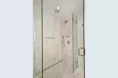 27 Isabella St #4, Boston, MA 02116 - Photo 11