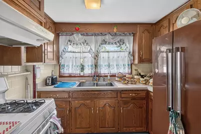 16 Taylor, Methuen, MA 01844 - Photo 9
