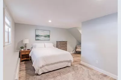 453 E 8th St, Boston, MA 02127 - Photo 11