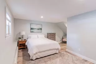 453 E 8th St, Boston, MA 02127 - Photo 11