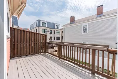 453 E 8th St, Boston, MA 02127 - Photo 15