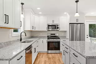 28 Quigley Ave, Chelmsford, MA 01863 - Photo 5