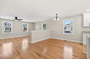 28 Quigley Ave, Chelmsford, MA 01863 - Photo 9