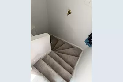60 Valentine St #2, New Bedford, MA 02744 - Photo 13
