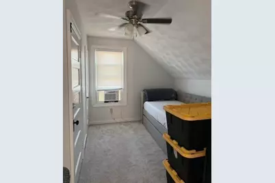 60 Valentine St #2, New Bedford, MA 02744 - Photo 9