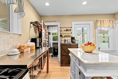 5 Pleasant Street, Marlborough, MA 01752 - Photo 9