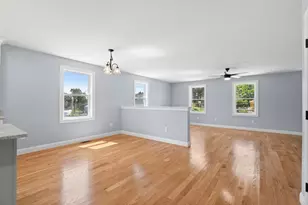 30 Quigley Ave, Chelmsford, MA 01863 - Photo 9