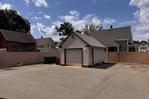 102 4th Ave, Lowell, MA 01854 - Photo 5