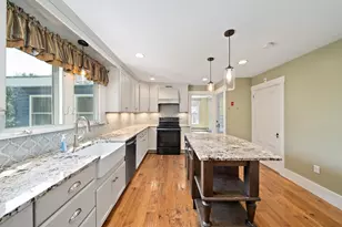 131 Pleasant Valley St, Methuen, MA 01844 - Photo 5