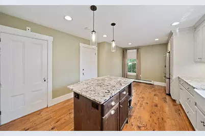 131 Pleasant Valley St, Methuen, MA 01844 - Photo 7