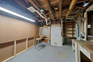 131 Pleasant Valley St, Methuen, MA 01844 - Photo 29