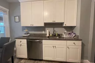 819 E 2nd St, Boston, MA 02127 - Photo 17