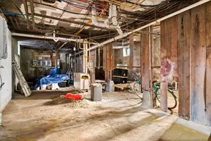 106 Harrishof St, Boston, MA 02121 - Photo 39
