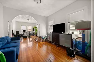 106 Harrishof St, Boston, MA 02121 - Photo 9