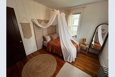 36 Newton St #2, Waltham, MA 02453 - Photo 5