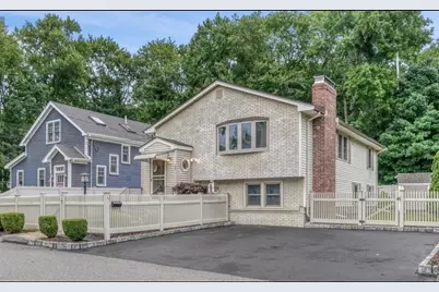 43 Deerfield Ave, Westwood, MA 02090 - Photo 1