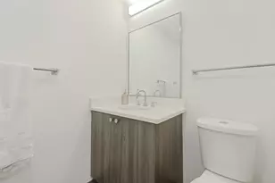 368 Pleasant St, Malden, MA 02148 - Photo 17