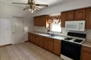 232 Pearl St, Somerville, MA 02145 - Photo 17
