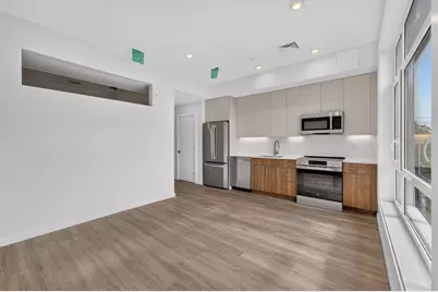 13 Warwick St #303, Somerville, MA 02144 - Photo 7