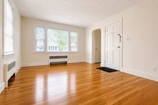 67 Waverley St, Belmont, MA 02478 - Photo 5