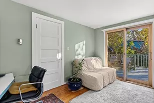 12 Bassett St, Marblehead, MA 01945 - Photo 17