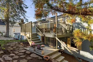 12 Bassett St, Marblehead, MA 01945 - Photo 29