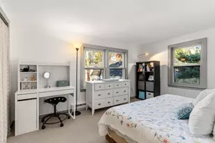 12 Bassett St, Marblehead, MA 01945 - Photo 23