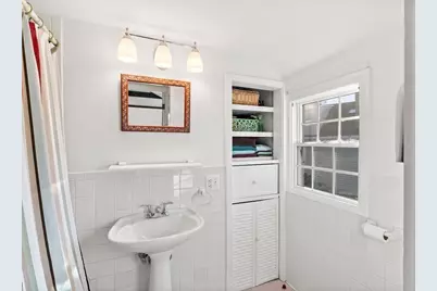 12 Bassett Street, Marblehead, MA 01945 - Photo 19