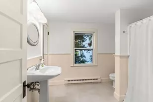 12 Bassett St, Marblehead, MA 01945 - Photo 27