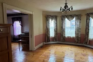 90 Locust Ave, Worcester, MA 01604 - Photo 15
