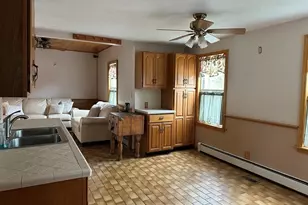 90 Locust Ave, Worcester, MA 01604 - Photo 9