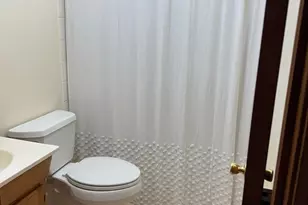 90 Locust Ave, Worcester, MA 01604 - Photo 13