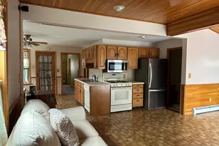 90 Locust Ave, Worcester, MA 01604 - Photo 7