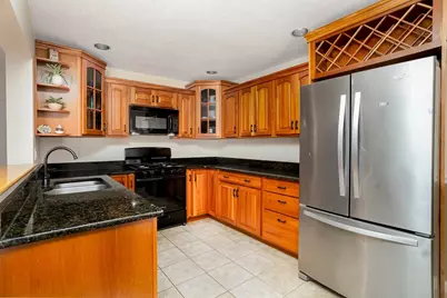 8 Alden Dr #8, Berlin, MA 01503 - Photo 3