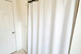 20 Fellsway W, Somerville, MA 02145 - Photo 15