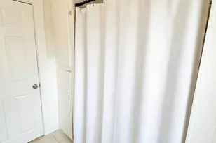 20 Fellsway W, Somerville, MA 02145 - Photo 15