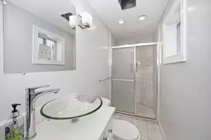 63 Orange St, Chelsea, MA 02150 - Photo 5
