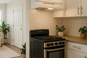 105 Sciarappa, Cambridge, MA 02141 - Photo 9