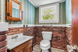 17 Windsor St, Methuen, MA 01844 - Photo 21